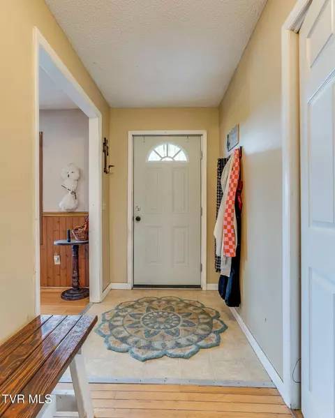 Entry Way - 145 Escape Mountain Road Hampton Tn 37658, Hampton, TN 37658 photo 2 of 2