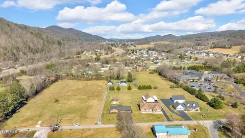 520 Lyle Road Erwin Tn 37650, Erwin, TN 37650 photo 3