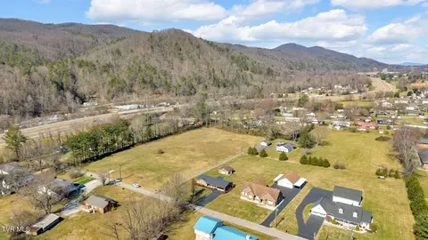 520 Lyle Road Erwin Tn 37650, Erwin, TN 37650 photo 4