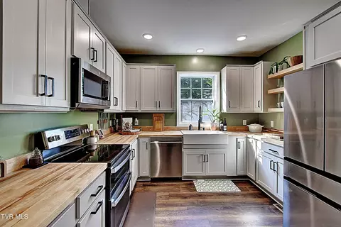 216 3rd Street Erwin Tn 37650, Erwin, TN 37650 photo 11
