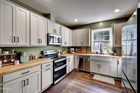 216 3rd Street Erwin Tn 37650, Erwin, TN 37650 photo 12