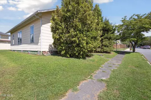 335 Catawba Street Erwin Tn 37650, Erwin, TN 37650 photo 7