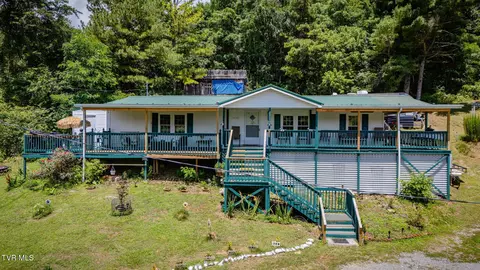 107 Lesters Lane Honaker Va 24260, Honaker, VA 24260