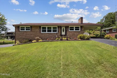 1712 Green Valley Drive Kingsport Tn 37664, Kingsport, TN 37664