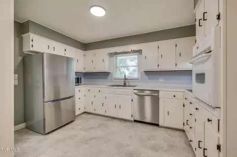 576 Buckingham Road Gray Tn 37615, Gray, TN 37615 photo 14
