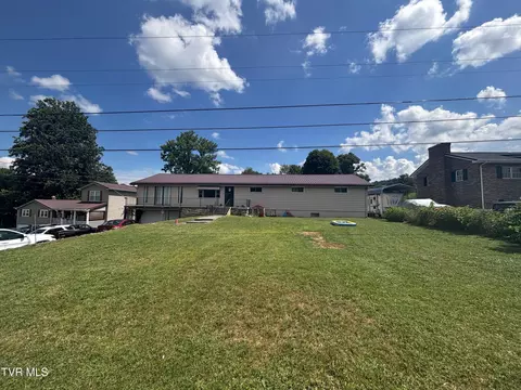 6002 Mew Road Castlewood Va 24224, Castlewood, VA 24224