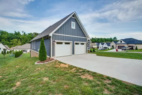 366 Gransley Court Johnson City Tn 37615, Johnson City, TN 37615 photo 2