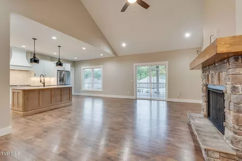 366 Gransley Court Johnson City Tn 37615, Johnson City, TN 37615 photo 8