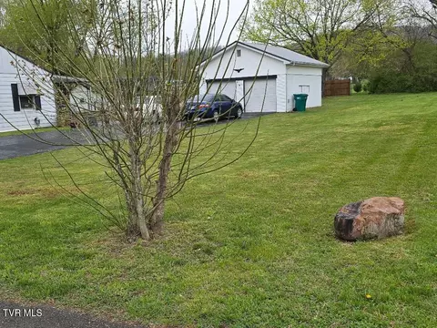 Exterior - 214 Elliott Avenue Erwin Tn 37650, Erwin, TN 37650 photo 4 of 4