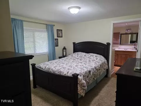 Bedroom - 214 Elliott Avenue Erwin Tn 37650, Erwin, TN 37650 photo 1 of 4