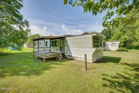 1108 1112 South Walnut Drive Erwin Tn 37650, Erwin, TN 37650