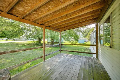 Exterior - 1108 1112 South Walnut Drive Erwin Tn 37650, Erwin, TN 37650 photo 4 of 6