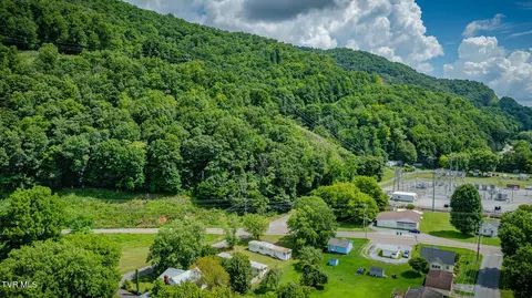 View/Area - 1108 1112 South Walnut Drive Erwin Tn 37650, Erwin, TN 37650 photo 4 of 6