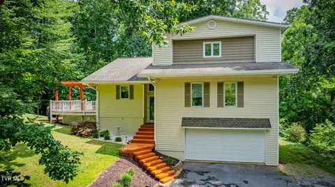 312 Sourwood Hills Road Bristol Tn 37620, Bristol, TN 37620