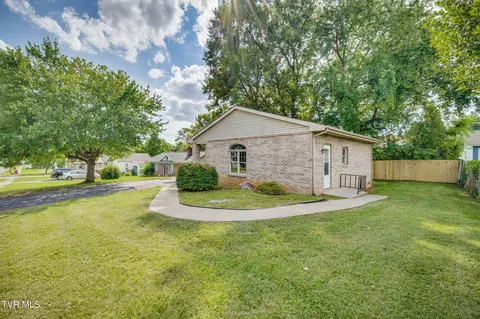 Exterior - 1009 E Myrtle Avenue Johnson City Tn 37601, Johnson City, TN 37601 photo 3 of 6