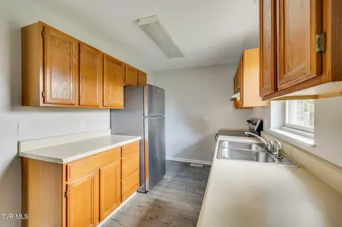 Kitchen - 1009 E Myrtle Avenue Johnson City Tn 37601, Johnson City, TN 37601 photo 2 of 2