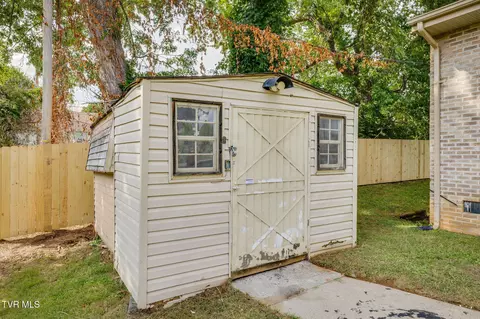 Exterior - 1009 E Myrtle Avenue Johnson City Tn 37601, Johnson City, TN 37601 photo 6 of 6