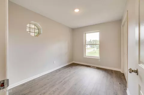 Bedroom - 1009 E Myrtle Avenue Johnson City Tn 37601, Johnson City, TN 37601 photo 6 of 8