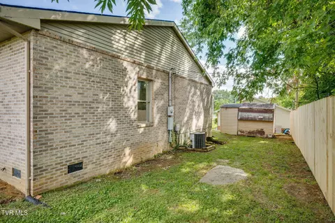 Exterior - 1009 E Myrtle Avenue Johnson City Tn 37601, Johnson City, TN 37601 photo 5 of 6