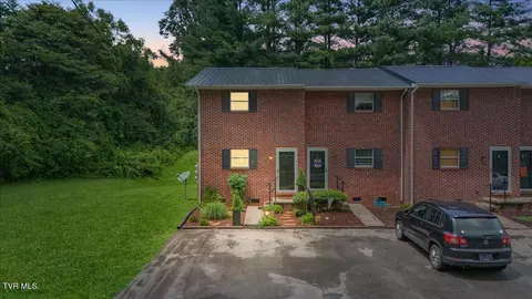 201 Ron Royce Drive 1 Elizabethton Tn 37643, Elizabethton, TN 37643