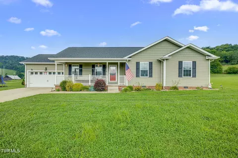 43 Campbell Rash Road Elizabethton Tn 37643, Elizabethton, TN 37643