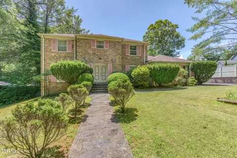 1821 Woodhaven Drive Elizabethton Tn 37643, Elizabethton, TN 37643