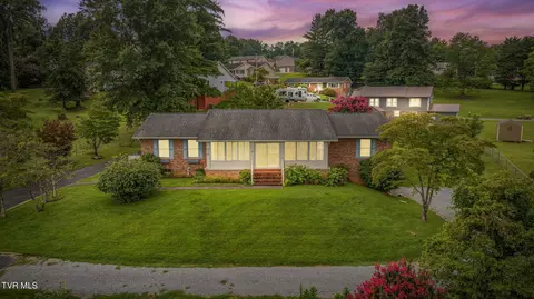 514 Parkway Boulevard Elizabethton Tn 37643, Elizabethton, TN 37643