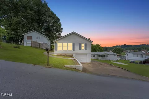 1050 Cooper Street Kingsport Tn 37665, Kingsport, TN 37665