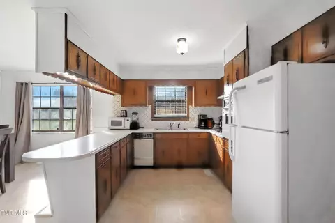 Kitchen - 129 Glendale Road Limestone Tn 37681, Limestone, TN 37681 photo 1 of 4