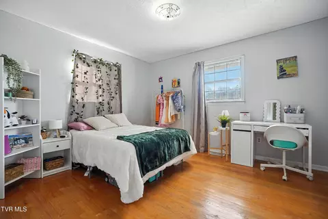 Bedroom - 129 Glendale Road Limestone Tn 37681, Limestone, TN 37681 photo 4 of 5