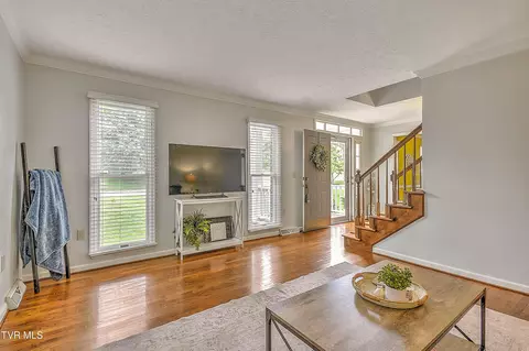 Entry Way - 224 Galway Road Bristol Tn 37620, Bristol, TN 37620 photo 4 of 4
