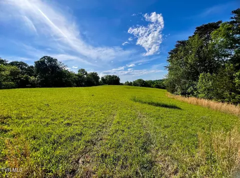 4045 S Mohawk Road Midway Tn 37809, Midway, TN 37809 photo 11