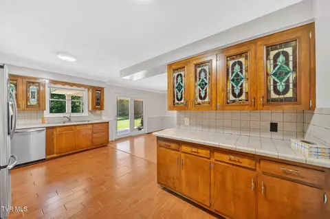Kitchen - 130 Smith Avenue Erwin Tn 37650, Erwin, TN 37650 photo 3 of 4