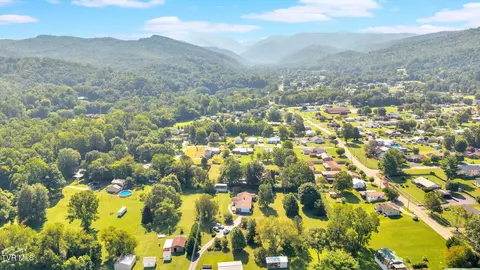 View/Area - 130 Smith Avenue Erwin Tn 37650, Erwin, TN 37650 photo 2 of 5