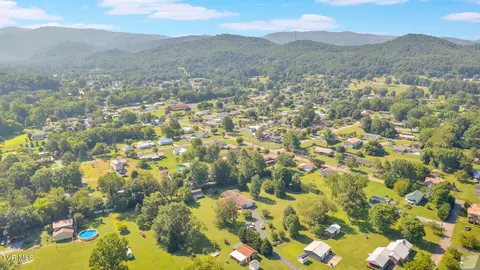 View/Area - 130 Smith Avenue Erwin Tn 37650, Erwin, TN 37650 photo 1 of 5