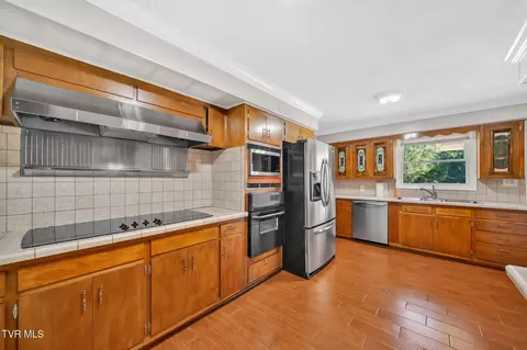 Kitchen - 130 Smith Avenue Erwin Tn 37650, Erwin, TN 37650 photo 1 of 4