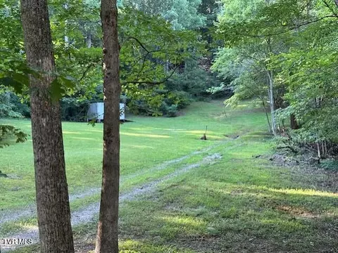 tbd Lower Higgins Cr Rd Road Erwin Tn 37650, Erwin, TN 37650 photo 4