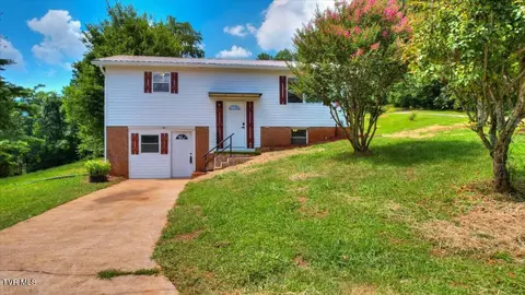 109 Pinnacle Drive Elizabethton Tn 37643, Elizabethton, TN 37643