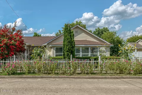 1026 Robertson Street Kingsport Tn 37660, Kingsport, TN 37660