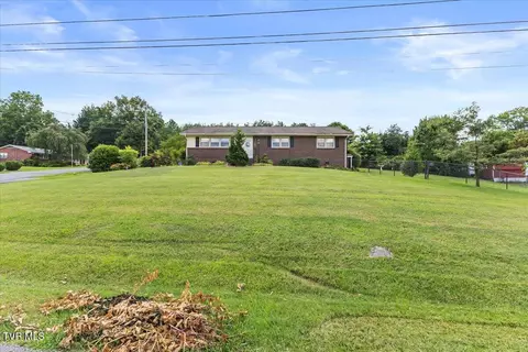 1502 Woodmont Drive Johnson City Tn 37601, Johnson City, TN 37601