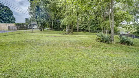 907 Baxter Street Johnson City Tn 37601, Johnson City, TN 37601 photo 9