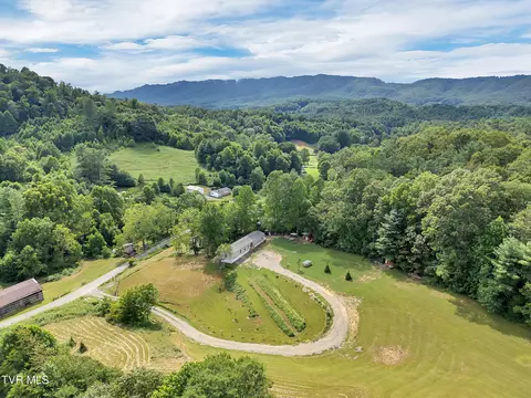 874 Fairview Road Hampton Tn 37658, Hampton, TN 37658 photo 1
