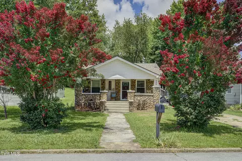 806 Johnson Avenue Johnson City Tn 37604, Johnson City, TN 37604
