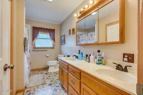 205 Fordtown Road Fall Branch Tn 37656, Fall Branch, TN 37656 photo 14