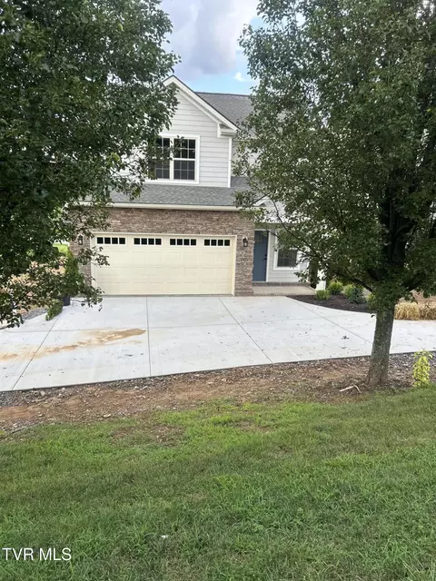 369 Monroe Drive Bristol Tn 37620, Bristol, TN 37620 photo 2