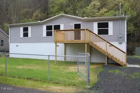 1075 Gator Rd Oakwood Va 24631, Oakwood, VA 24631