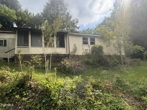 1570 Middle Creek Road Afton Tn 37616, Afton, TN 37616