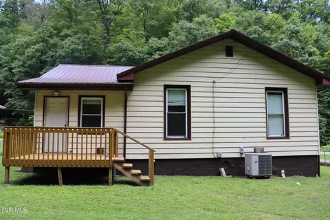 1614 Derby Road Appalachia Va 24216, Appalachia, VA 24216