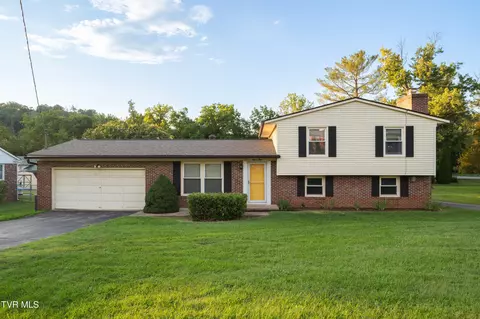 808 Kendrick Creek Road Kingsport Tn 37663, Kingsport, TN 37663