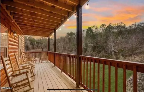 804 String Run Way Pigeon Forge Tn 37863, Pigeon Forge, TN 37863